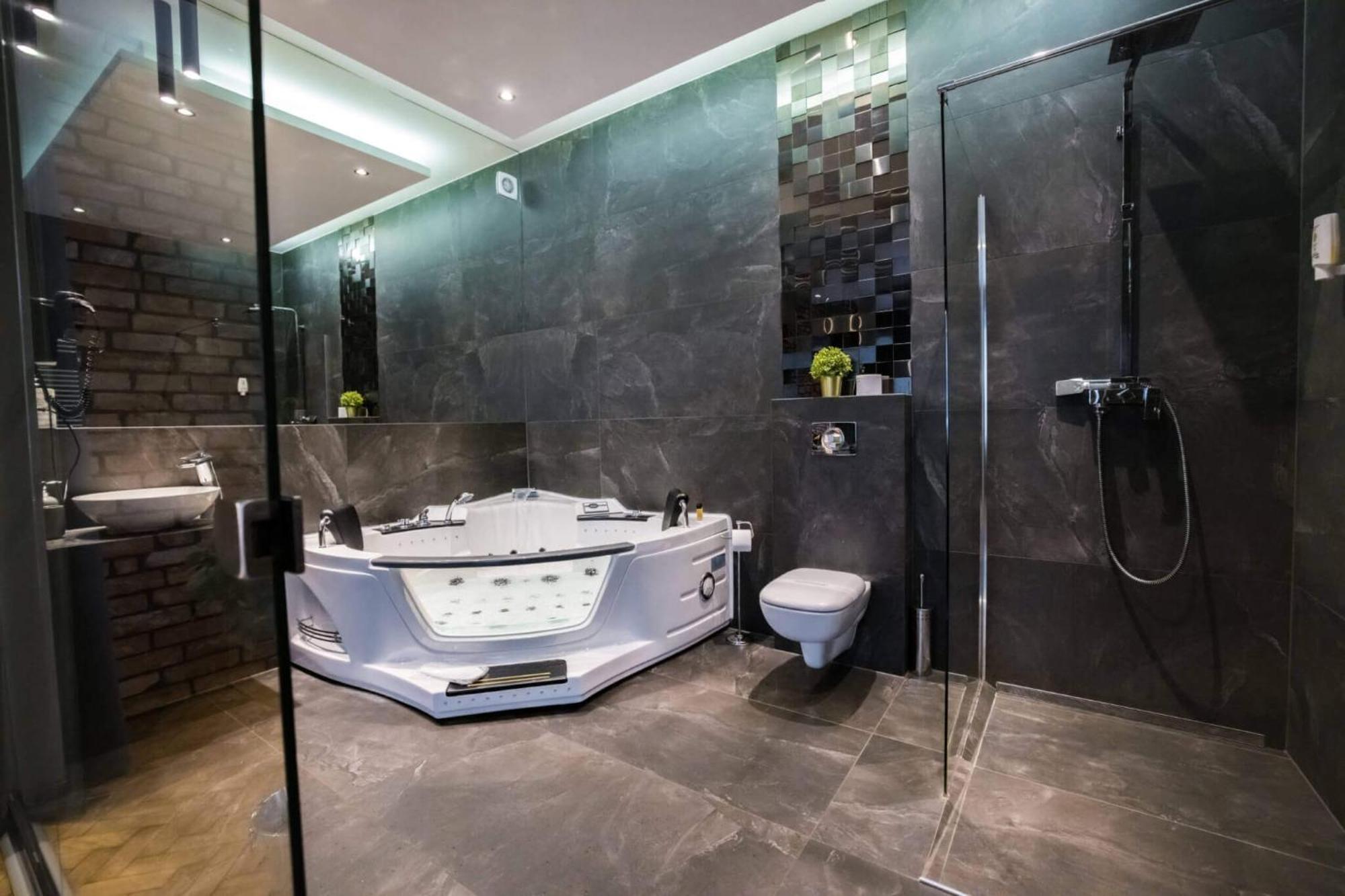 Jacuzzi & Relax By Leo Old Town Apartament